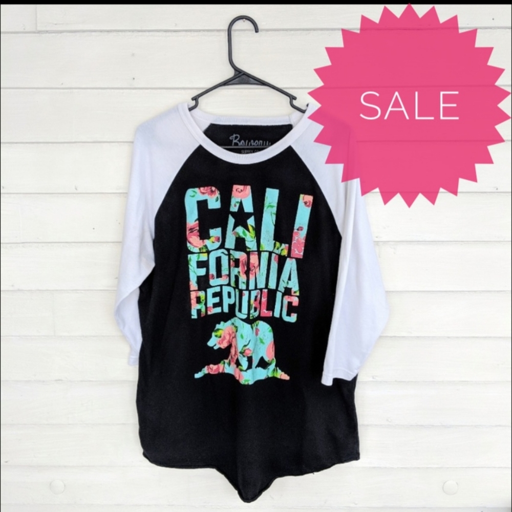 Bowery California Republic Graphic Quarter Sleeve